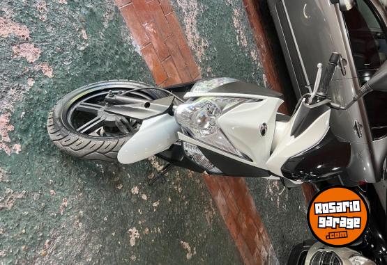 Motos - Kymco Agility 2023 Nafta 10000Km - En Venta