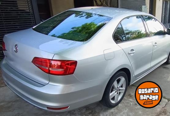 Autos - Volkswagen Vento 2015 GNC 210000Km - En Venta