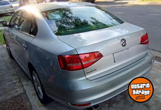 Autos - Volkswagen Vento 2015 GNC 210000Km - En Venta