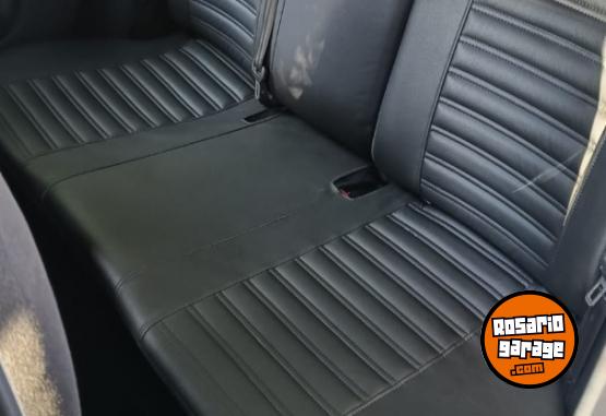 Autos - Volkswagen Vento 2015 GNC 210000Km - En Venta