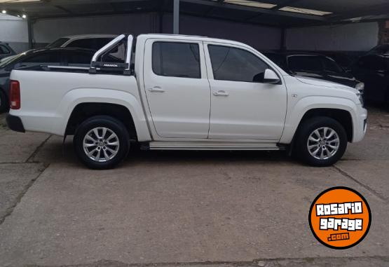 Camionetas - Volkswagen Amarok Comfortline 2.0 TD 2020 Diesel 150000Km - En Venta