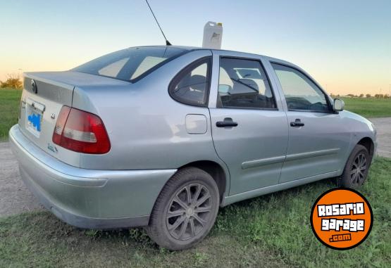 Autos - Volkswagen Polo 2007 GNC 245000Km - En Venta