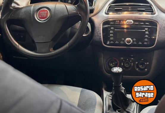 Autos - Fiat Punto 1.4 attractive top 2013 Nafta 138000Km - En Venta