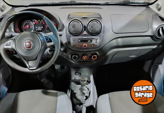 Autos - Fiat Palio essence 2016 Nafta 97000Km - En Venta