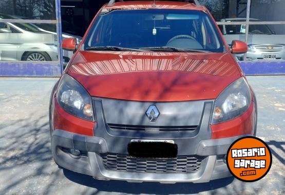 Autos - Renault SANDERO STEPWAY 1.6 CONF 2015 GNC 145000Km - En Venta