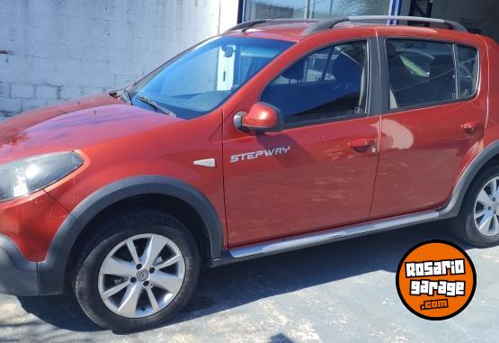 Autos - Renault SANDERO STEPWAY 1.6 CONF 2015 GNC 145000Km - En Venta