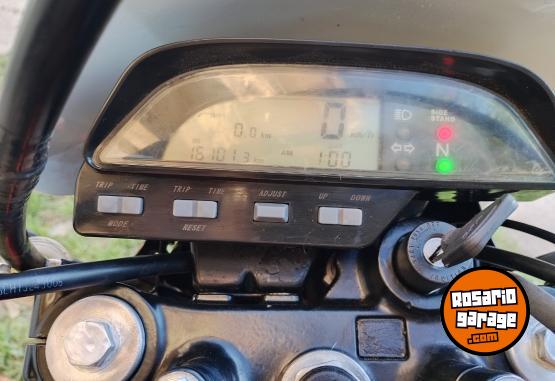 Motos - Honda XR Tornado 2015 Nafta 16000Km - En Venta