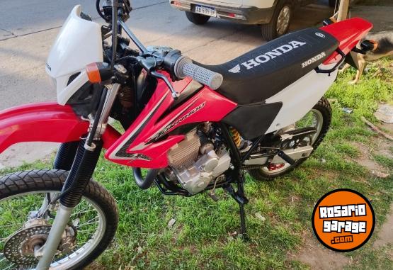 Motos - Honda XR Tornado 2015 Nafta 16000Km - En Venta