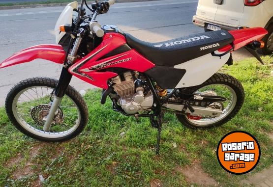 Motos - Honda XR Tornado 2015 Nafta 16000Km - En Venta