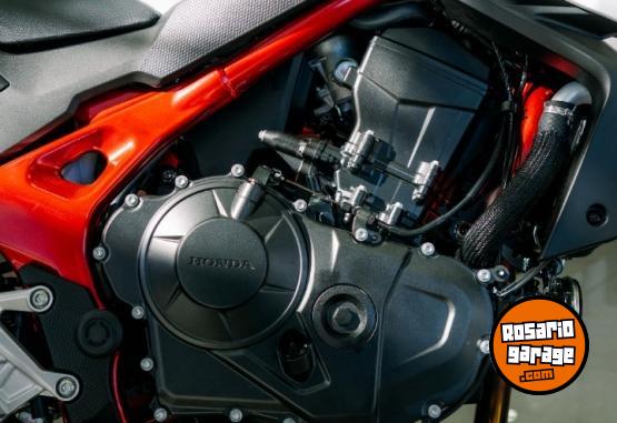 Motos - Honda CB 750 HORNET 2025 Nafta 0Km - En Venta
