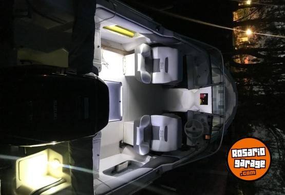 Embarcaciones - Venta Lancha - En Venta