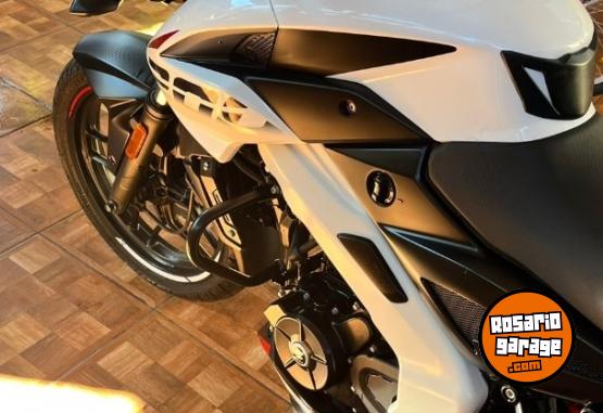 Motos - Bajaj Rouser ns200 2022 Nafta 8000Km - En Venta