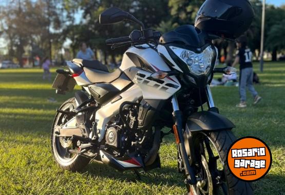 Motos - Bajaj Rouser ns200 2022 Nafta 8000Km - En Venta