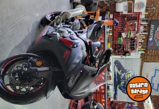 Motos - Honda Cbr1000 2018 Nafta 8400Km - En Venta