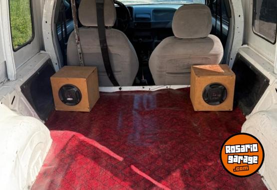 Utilitarios - Renault Express 2000 Diesel 123456Km - En Venta