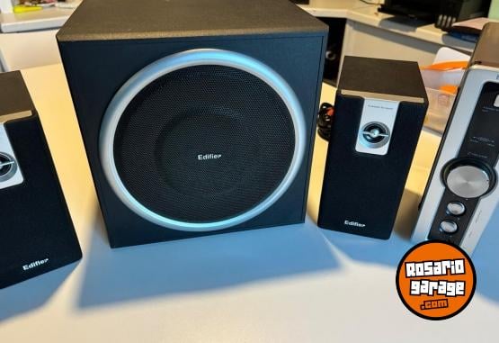 Informtica - Parlantes Edifier C2   Tipo parlante: 2.1  Para TV / PC / etc - En Venta