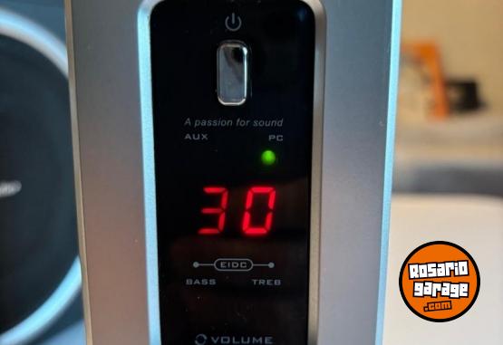 Informtica - Parlantes Edifier C2   Tipo parlante: 2.1  Para TV / PC / etc - En Venta