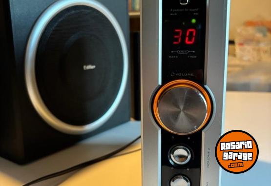 Informtica - Parlantes Edifier C2   Tipo parlante: 2.1  Para TV / PC / etc - En Venta