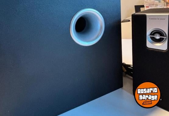 Informtica - Parlantes Edifier C2   Tipo parlante: 2.1  Para TV / PC / etc - En Venta