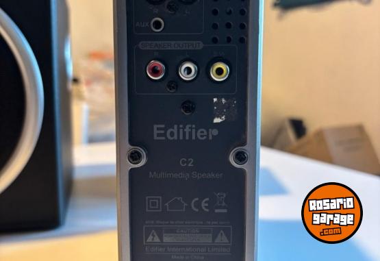 Informtica - Parlantes Edifier C2   Tipo parlante: 2.1  Para TV / PC / etc - En Venta