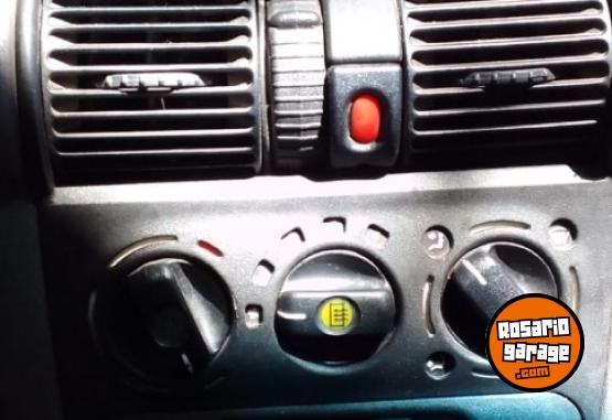 Autos - Chevrolet Classic 2012 GNC 148000Km - En Venta