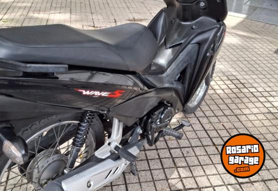 Motos - Honda Wave 2022 Nafta 19400Km - En Venta