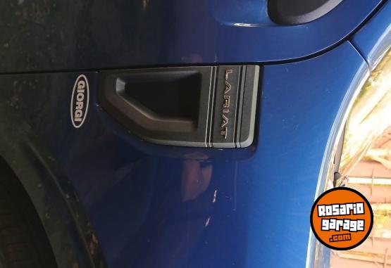 Camionetas - Ford MAVERICK LARIAT HIBRIDA 2024 Nafta 50000Km - En Venta