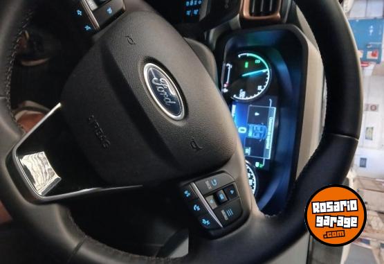 Camionetas - Ford MAVERICK LARIAT HIBRIDA 2024 Nafta 50000Km - En Venta