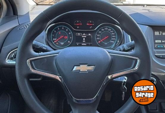 Autos - Chevrolet Cruze LS 4p 2019 Nafta 33500Km - En Venta