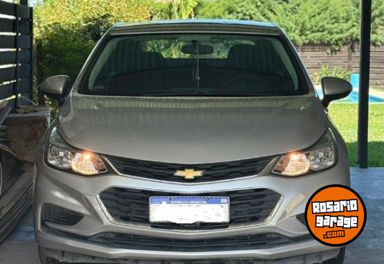Autos - Chevrolet Cruze LS 4p 2019 Nafta 33500Km - En Venta