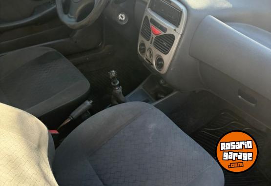 Autos - Fiat Palio 1.3 Fire 2005 Nafta 220000Km - En Venta