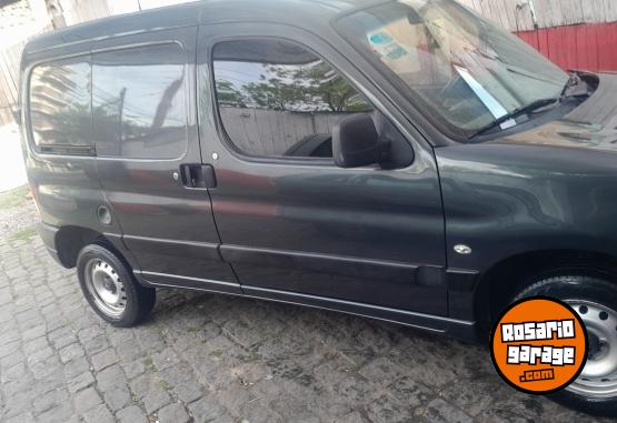 Utilitarios - Peugeot Partner 2012 GNC 160000Km - En Venta