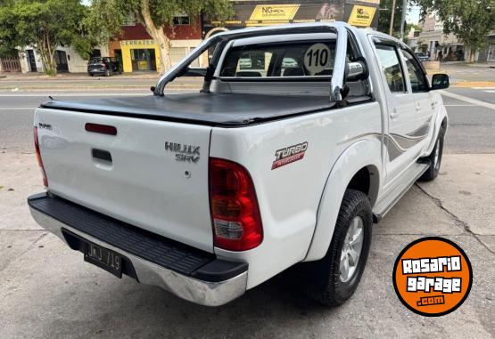 Camionetas - Toyota Hilux SRV 2011 Diesel - En Venta