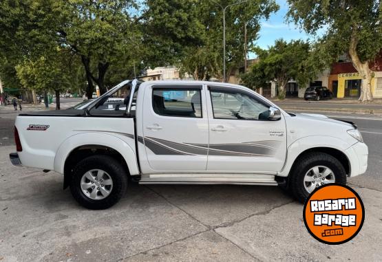 Camionetas - Toyota Hilux SRV 2011 Diesel - En Venta
