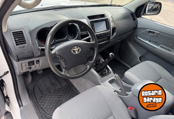 Camionetas - Toyota Hilux SRV 2011 Diesel - En Venta