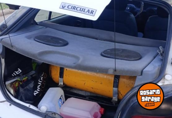 Autos - Renault Megane 1998 GNC 199800Km - En Venta