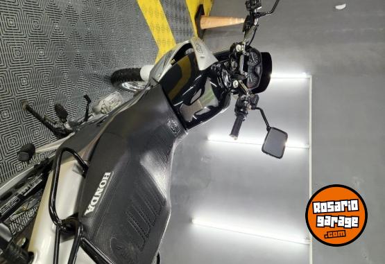 Motos - Honda Falcon 400 2013 Nafta 25000Km - En Venta