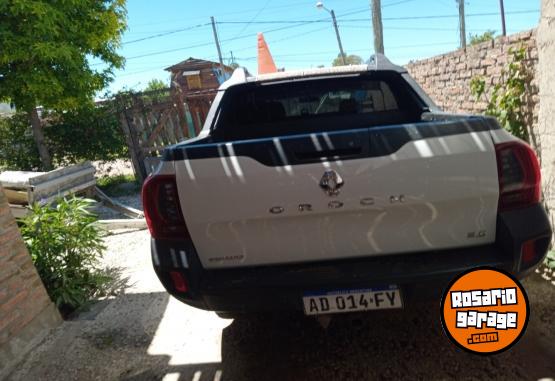 Camionetas - Renault Oroch 2018 Nafta 150000Km - En Venta