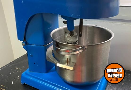 Otros - Batidora 10 lts. Impecable - En Venta
