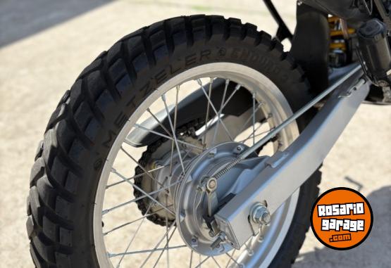 Motos - Honda Tornado 250 2023 Nafta 7000Km - En Venta