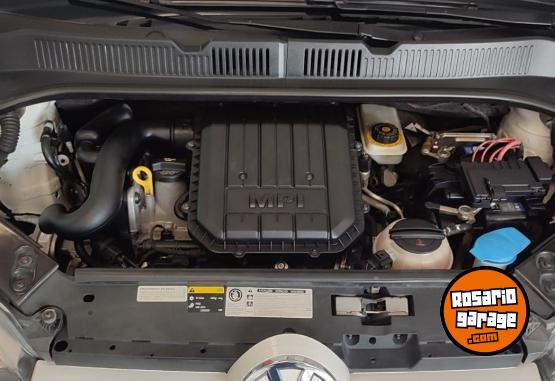 Autos - Volkswagen UP 1.0 HIGH 2015 Nafta 114000Km - En Venta