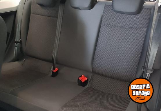 Autos - Volkswagen UP 1.0 HIGH 2015 Nafta 114000Km - En Venta