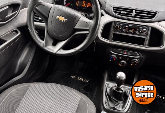 Autos - Chevrolet Onix Joy 2019 Nafta 100000Km - En Venta