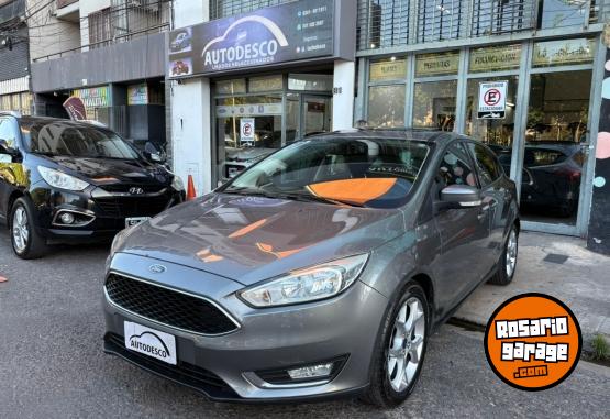 Autos - Ford Focus SE PLUS 2015 Nafta 140000Km - En Venta