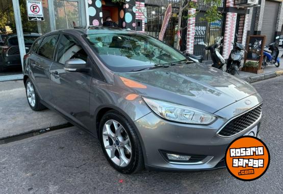 Autos - Ford Focus SE PLUS 2015 Nafta 140000Km - En Venta