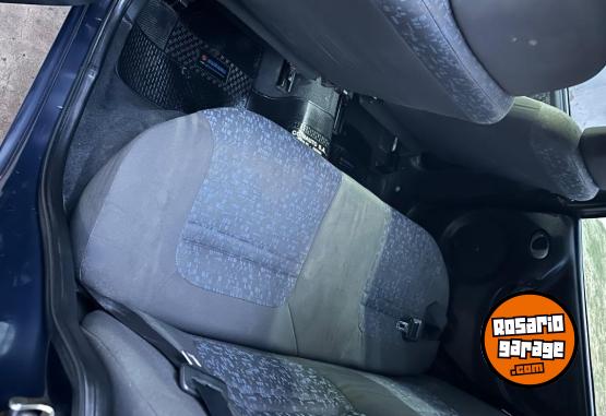 Autos - Suzuki Fun 2005 Nafta 111111Km - En Venta