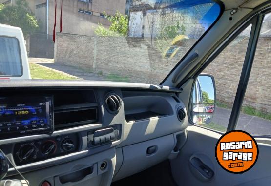 Utilitarios - Renault MASTER 2010 Diesel 334744Km - En Venta