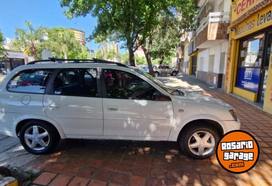 Autos - Chevrolet Classic wagon 2011 Nafta 220000Km - En Venta