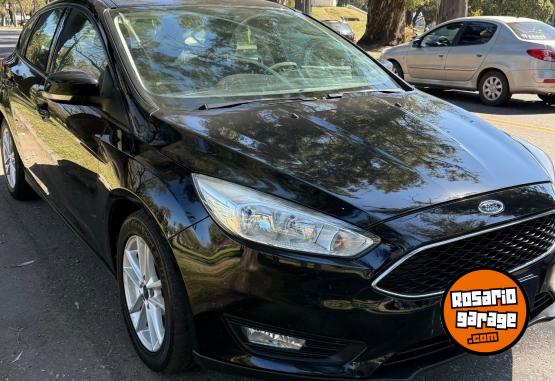 Autos - Ford Focus 1.6 s 2016 Nafta 126000Km - En Venta