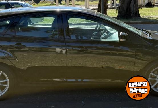 Autos - Ford Focus 1.6 s 2016 Nafta 126000Km - En Venta
